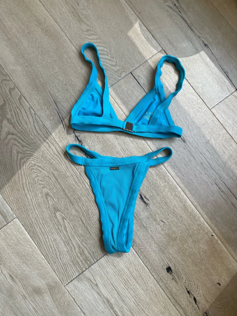 Meshki- Ribbed Bikini Set - Picture 2 of 4